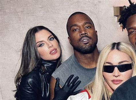 Kanye West And Julia Fox Make Their Red Carpet Debut At Paris Fashion Week Goss Ie