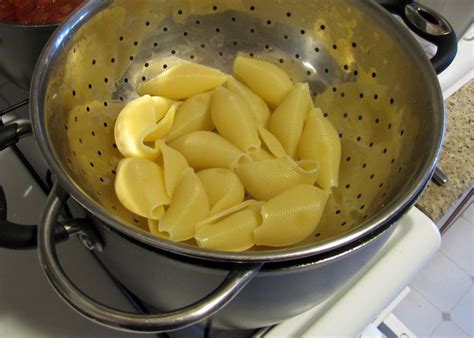 Check spelling or type a new query. Smells Like Food in Here: Barilla Jumbo Shells