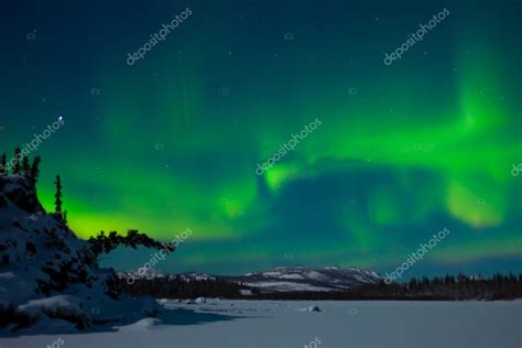 Northern Lights Aurora Borealis — Stock Photo © Pilens 6601728