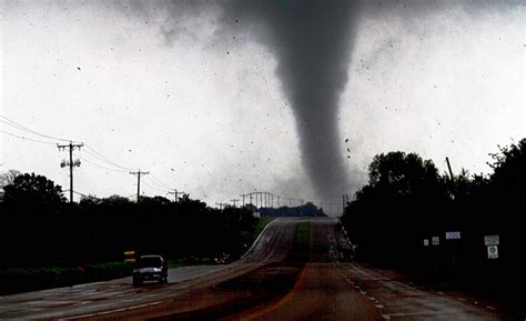 Tornadoes Rip Through Dallas Area Neighbourhoods In