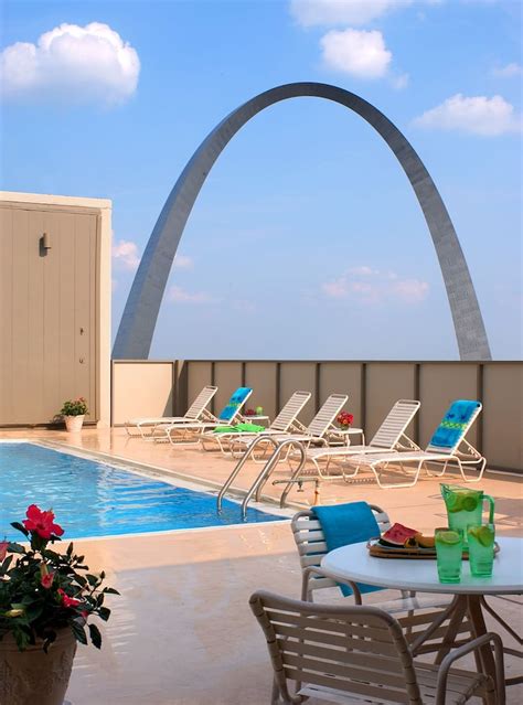 Hotels Near St Louis Arch And Zoom Paul Smith