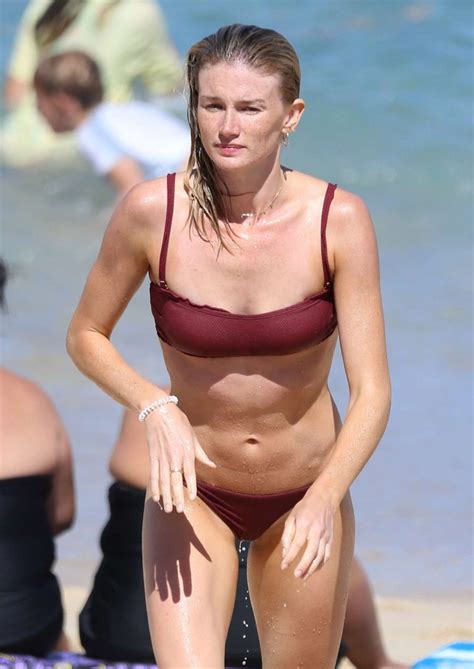 Amy Pejkovic In Bikini At Balmoral Beach In Sydney Gotceleb