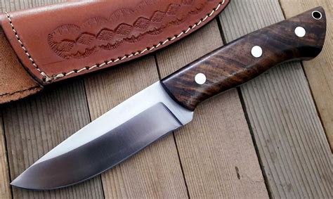 Custom Handmade D2 Tool Steel Hunting Knife Rosewood