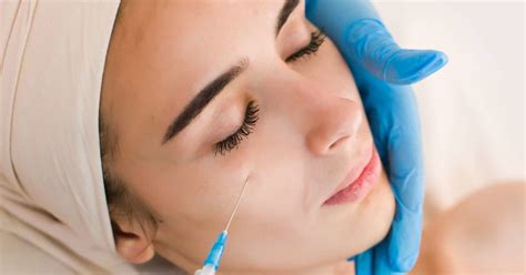 How long does a botox shot last? Botox under eyes: Effectiveness, side effects, and ...