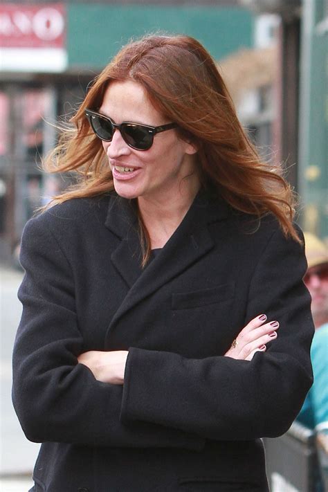 Julia Roberts Out And About In New York 04182015 Hawtcelebs