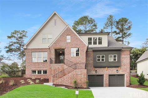 However, properties at foreclosure auctions don't always sell for the minimum bid amount, and in some cases a foreclosure may be awarded directly to the bank. REO (Bank Owned) Foreclosed Homes in Raleigh, NC.