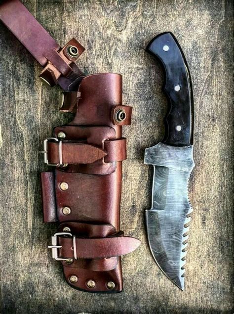 Pin By Arthorius Reeves On Knifes Messer Knife Making Leather