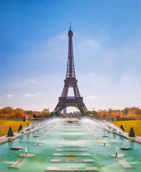 Premium Photo Eiffel Tower And Trocadero Fountains In Paris