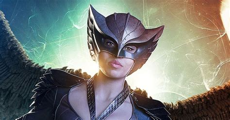 Hawkgirl Wields Her Mace In Legends Of Tomorrow Extended Trailer For