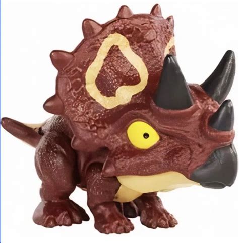 Jurassic World Camp Cretaceous Triceratops Snap Squad ~ New Eur 1931