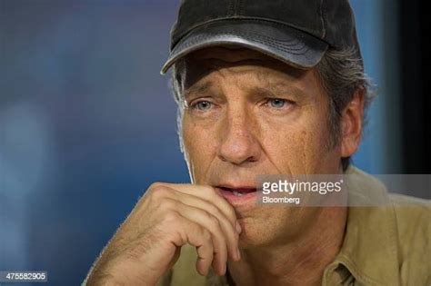 Former Dirty Jobs Host Mike Rowe Interview Photos And Premium High Res