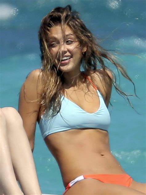 Jessica Alba Celebs In Swimwear Photo 34270363 Fanpop