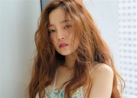 Another tragedy, another young life has been taken from us after a long. K-Pop Star Goo Hara dead at 28 · | Reel 360 - Advertising ...