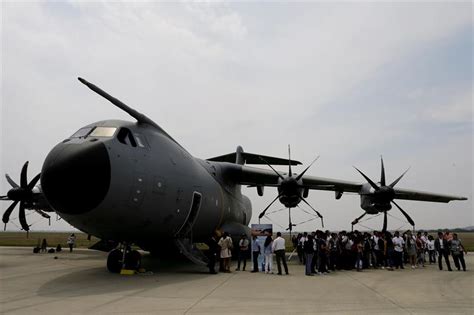 El Avi N A M Muestra Su Poder O En La Feria Aeroespacial Mexicana