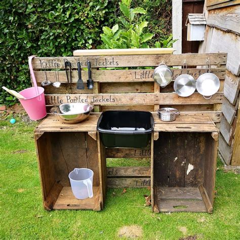 Buy online, pick up in store. Mud Kitchens: 7 Inspiring Outdoor Montessori Playspaces ...
