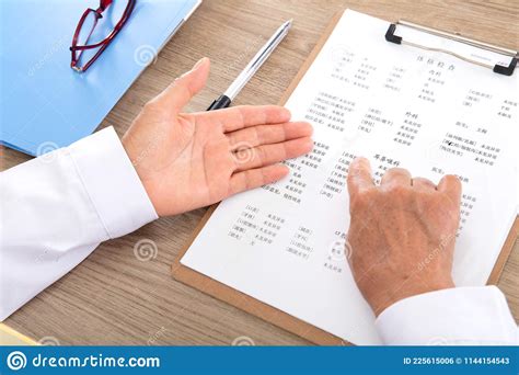 The Doctor Is Introducing The Relevant Indicators On The List To The