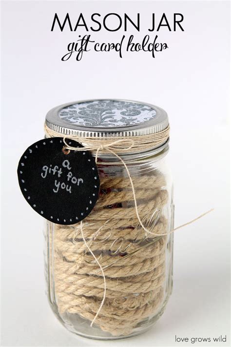 It's one of the easiest gift card ideas ever! REINDEER MASON JAR GIFT CARD HOLDER + 7 MORE