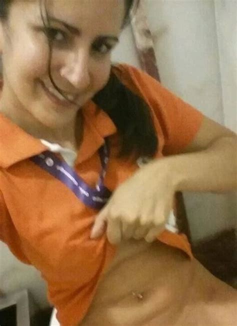 Shopping Mall Salesgirl Taking Pussy Selfies In Toilet Indian Nude