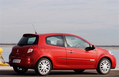 Renault Clio Door Hatchback Reviews Technical