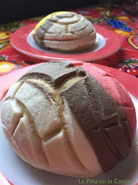 Conchas~mexican Pan De Dulce Soft Yeast Bread La Piña En La Cocina