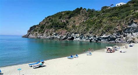 Which Are The Unmissable Beaches Of Ischia Sorrento Trips