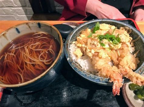King prawns, aubergine, renkon lotus root, and mushrooms are the main tempura ingredients of this tendon recipe, adapted from japancentre. Lunch portion of Ten Don, Shrimp Tempura over rice with ...