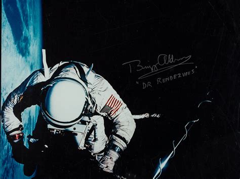 Buzz Dr Rendezvous Aldrin On His Gemini 12 Spacewalk Flickr