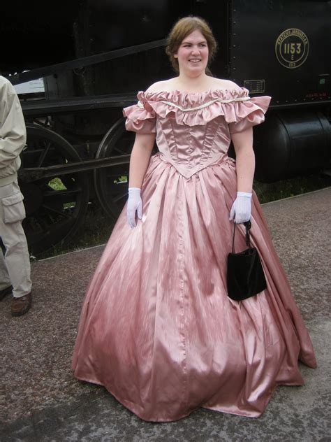 This skirt is an original design based on elements and ideas in use during the 1850's and 1860's. costumekullan: 1860 ballgown