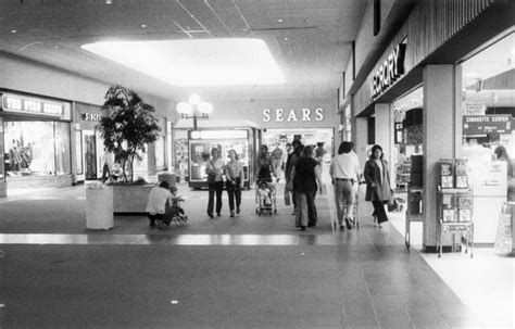 From The Archives The Opening Of Cloverleaf Mall Richmond Times