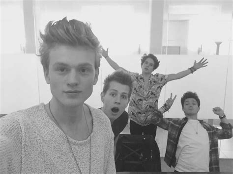 Too Much Beauty The Vamps Vamps Band Scenes