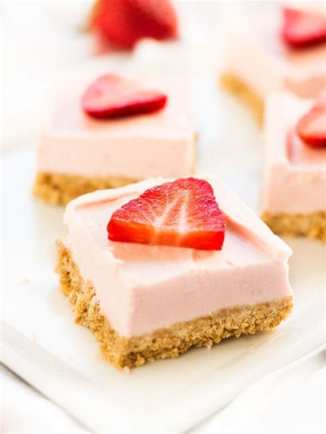 Strawberry Cheesecake Bars Spoonful Of Flavor Strawberry Cheesecake