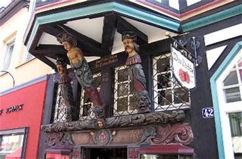 Bad neuenahr bietet viel charme im kurviertel mit dem geschichtsträchtigen badehaus und dem kurpark. Quermania - Wollfsches Haus in der Niederhutstraße in ...