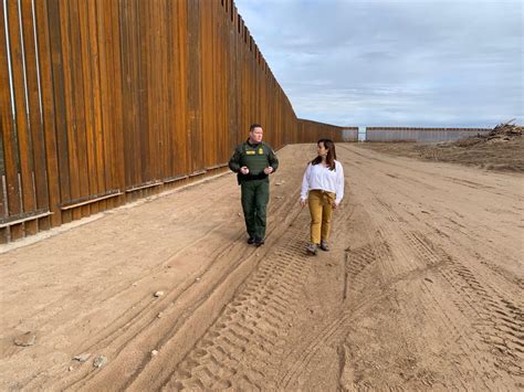 President Trumps Arizona Visit Tues To Begin With Survey Of Border
