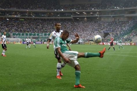 Futebol ao vivo hd palmeiras vasco brasileirão série a. Palmeiras x Vasco: prováveis times, desfalques, onde ...