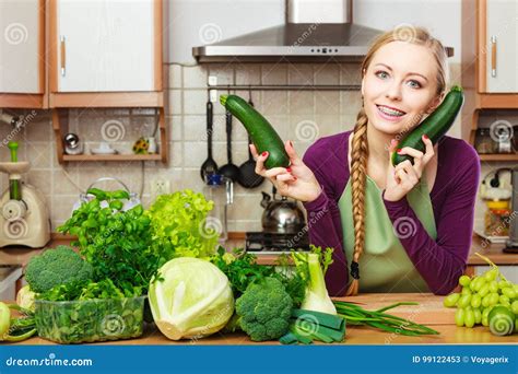 Woman Housewife In Kitchen With Green Vegetables Stock Image Image Of Vegetables Vitamins