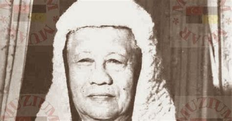 2:46 bushido production 846 просмотров. Muzium Muar (Muar Museum): Dato' Haji Abdul Rahman bin ...