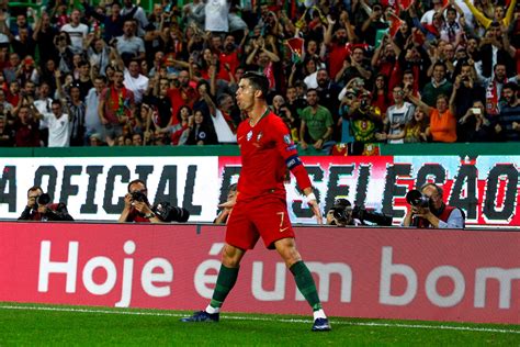 cristiano ronaldo portugal and juventus superstar reaches iconic 700 goal milestone kickoff