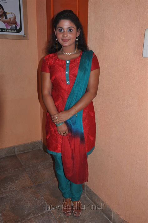 Thoothuvan Movie Actress Archana Stills Photos Gallery
