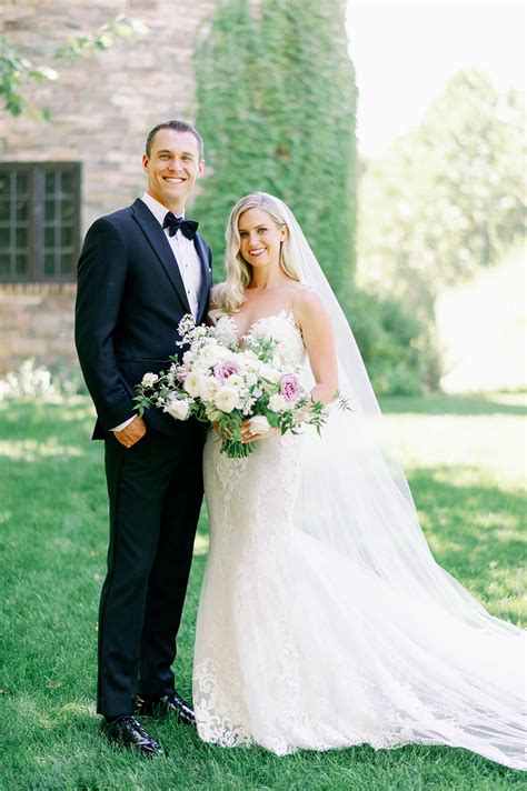 A Classic Wedding In A Beautiful California Park Martha Stewart