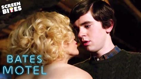 Norman Lusts After His Mother Bates Motel Screen Bites Youtube
