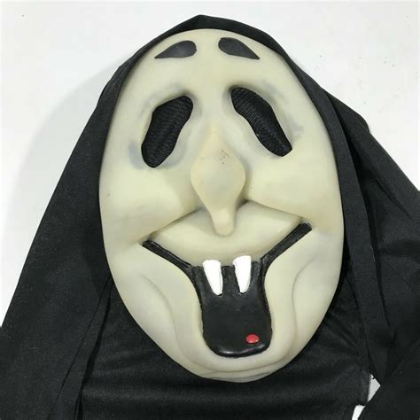 How To Make A Halloween Ghost Mask Anns Blog