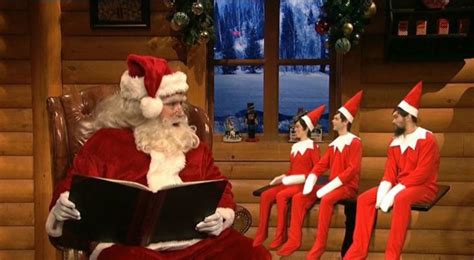 Snl Playfully Teases Elf On The Shelf Tradition With