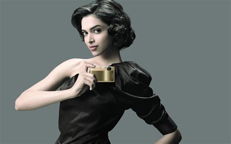 women leather bollywood actress padukone camera deepika indian actress 2k sony actress