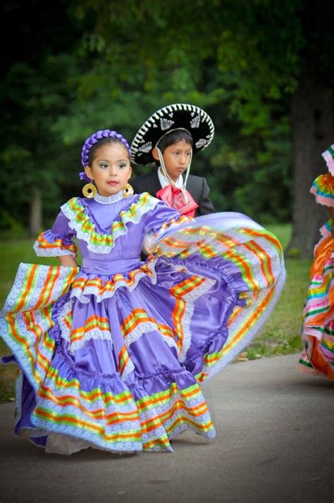 Neomexicanismos Ballet Folklorico Mexican Culture Mexican Heritage