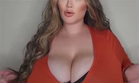 Woman With Large Breasts Due To Condition Makes 313K On OnlyFans Talker