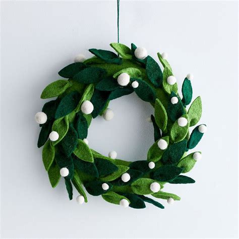 Green And White Holiday Felt Wreath Greenwhite Felt Wreath Paper
