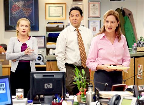 Jenna Fischer Teases Fans With Her Mini ‘office Reunion On Instagram