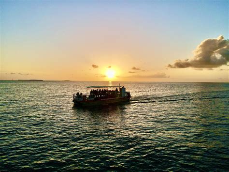 Private Sunset Boat Party In Key West Galería