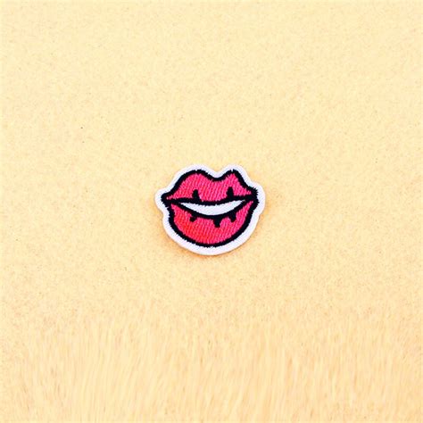 Lips Patch Iron On Patch Sew On Patch Embroidered Patch Size 3