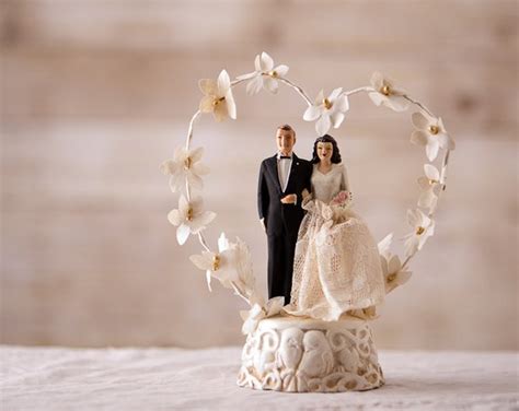 Vintage Wedding Cake Topper Bride And Groom In Heart Of